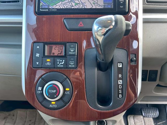 タント Ｘ　禁煙車　アイドリングストップ　両側電動スライドドア　スマートキー　プッシュスターター　ベンチシート　電動格納ドアミラー　車検２年付　社外アルミホイール（10枚目）