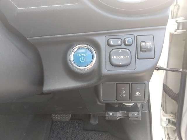 アクア Ｓ　車検２年付　タイヤ４本新品　令和６年８月ＨＶバッテリー交換済　ナビ地デジＴＶ　バックカメラ　ＥＴＣ　ドライブレコーダー　スマートキー　プッシュスターター　シートヒーター（17枚目）