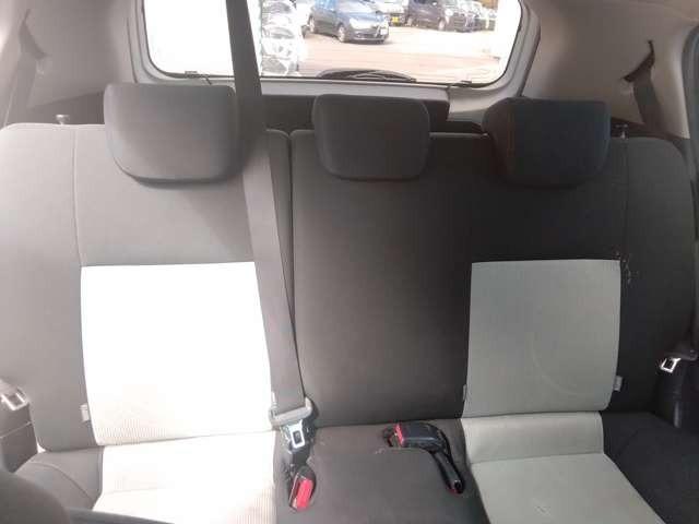 アクア Ｓ　車検２年付　タイヤ４本新品　令和６年８月ＨＶバッテリー交換済　ナビ地デジＴＶ　バックカメラ　ＥＴＣ　ドライブレコーダー　スマートキー　プッシュスターター　シートヒーター（19枚目）