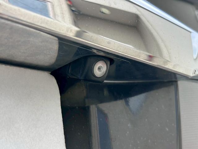 Ｎ－ＢＯＸカスタム Ｇ　４ＷＤ　車検２年付　禁煙車　片側電動スライドドア　スマートキー　ＥＴＣ　プッシュスターター　電動格納ドアミラー　ベンチシート　ＨＩＤヘッドライト　純正エアロ　純正アルミホイール（9枚目）