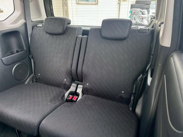 Ｎ－ＢＯＸカスタム Ｇ　４ＷＤ　車検２年付　禁煙車　片側電動スライドドア　スマートキー　ＥＴＣ　プッシュスターター　電動格納ドアミラー　ベンチシート　ＨＩＤヘッドライト　純正エアロ　純正アルミホイール（18枚目）