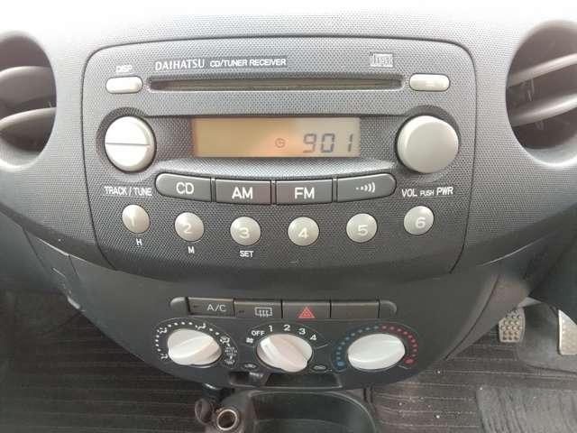 エッセ D 5速ミッション 車検2年付 走行110159km 禁煙車 CDデッキ 運転席助手席エアバック(9枚目)