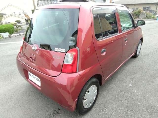 エッセ D 5速ミッション 車検2年付 走行110159km 禁煙車 CDデッキ 運転席助手席エアバック(17枚目)