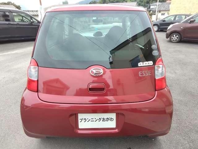 エッセ D 5速ミッション 車検2年付 走行110159km 禁煙車 CDデッキ 運転席助手席エアバック(18枚目)