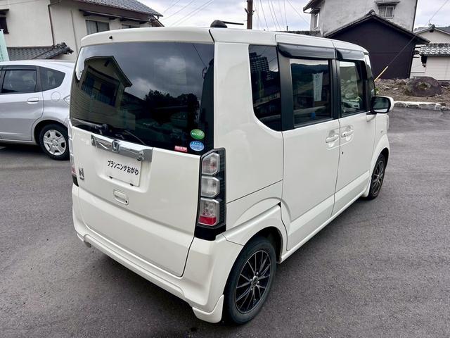 Ｎ－ＢＯＸ Ｇ・Ｌパッケージ　禁煙車　ナビ地デジＴＶ　バックカメラ　片側電動スライドドア　スマートキー　プッシュスターター　白革調シートカバー　社外アルミホイール　車検２年付（19枚目）