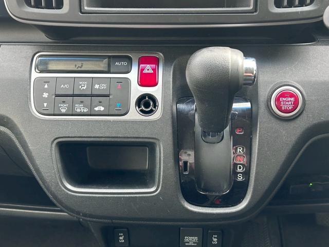 Ｎ－ＯＮＥ ツアラー　ＳＳパッケージ　４ＷＤ　ＥＴＣ　スマートキー　プッシュスターター　シートヒーター　パドルシフト　ブラックインテリア　ＨＩＤヘッドライト　じゅんせいアルミホイール（8枚目）