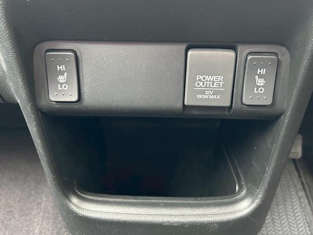 Ｎ－ＯＮＥ ツアラー　ＳＳパッケージ　４ＷＤ　ＥＴＣ　スマートキー　プッシュスターター　シートヒーター　パドルシフト　ブラックインテリア　ＨＩＤヘッドライト　じゅんせいアルミホイール（11枚目）