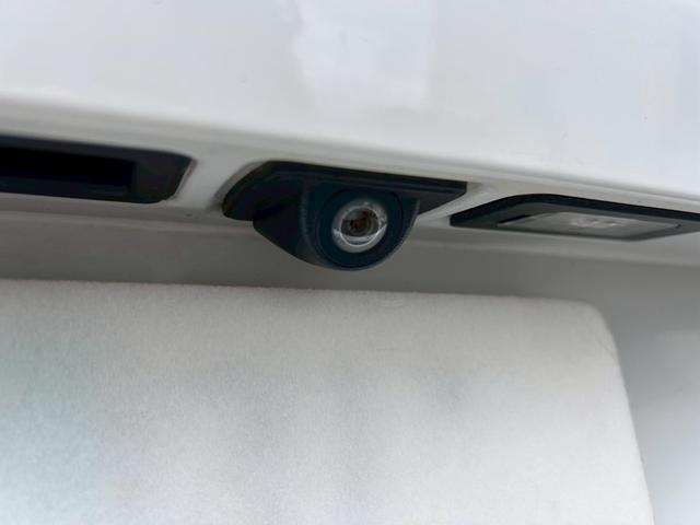 X1 sDrive 18i 禁煙車 純正ナビ バックカメラ ETC スマートキー スペアーキー有 HIDヘッドライト 純正アルミホイール 車検令和8年5月 走行85699km(8枚目)