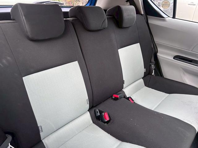 アクア Ｓ　車検２年付　禁煙車　ナビ地デジＴＶ　バックカメラ　ＥＴＣ　スマートキー　プッシュスターター　電動格納ドアミラー　オートエアコン（14枚目）