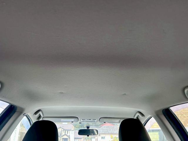 アクア Ｓ　車検２年付　禁煙車　ナビ地デジＴＶ　バックカメラ　ＥＴＣ　スマートキー　プッシュスターター　電動格納ドアミラー　オートエアコン（17枚目）