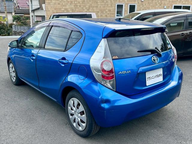 アクア Ｓ　車検２年付　禁煙車　ナビ地デジＴＶ　バックカメラ　ＥＴＣ　スマートキー　プッシュスターター　電動格納ドアミラー　オートエアコン（25枚目）