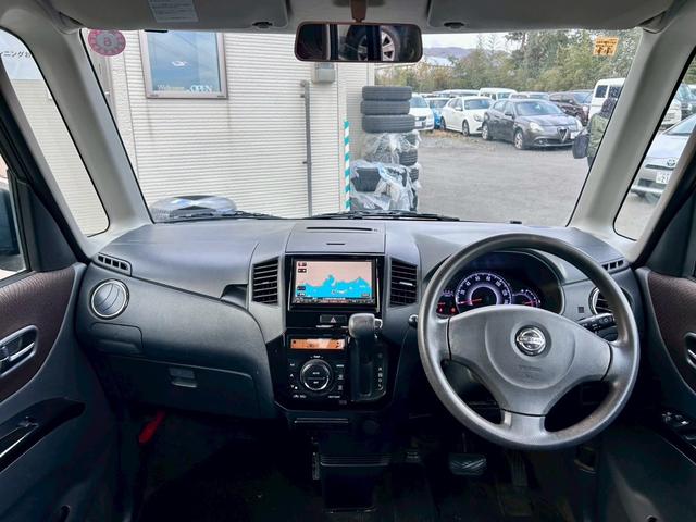 ルークス ハイウェイスター　禁煙車　車検２年付　ナビ　Ｂｌｕｅｔｏｏｔｈ　インテリジェントキー　ＥＴＣ　プッシュスターター　ＨＩＤヘッドライト　純正エアロ　アルミホイール　タイミングチェーン（6枚目）