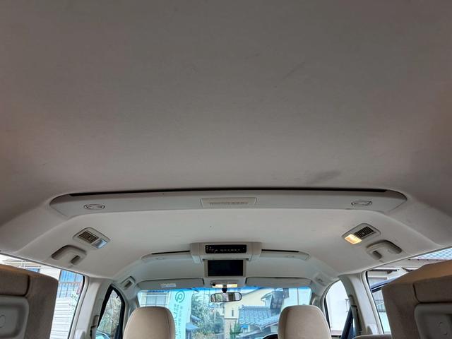 デリカＤ：５ シャモニー　車検２年付　８人乗り　ナビ地デジＴＶ　サイド・フロント・バックカメラ　ＥＴＣ　スマートキー　両側電動スライドドア　クルーズコントロール　ＨＩＤヘッドライト　純正アルミホイール（18枚目）