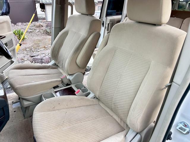 デリカＤ：５ シャモニー　車検２年付　８人乗り　ナビ地デジＴＶ　サイド・フロント・バックカメラ　ＥＴＣ　スマートキー　両側電動スライドドア　クルーズコントロール　ＨＩＤヘッドライト　純正アルミホイール（20枚目）