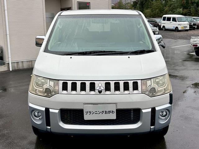 デリカＤ：５ シャモニー　車検２年付　８人乗り　ナビ地デジＴＶ　サイド・フロント・バックカメラ　ＥＴＣ　スマートキー　両側電動スライドドア　クルーズコントロール　ＨＩＤヘッドライト　純正アルミホイール（21枚目）