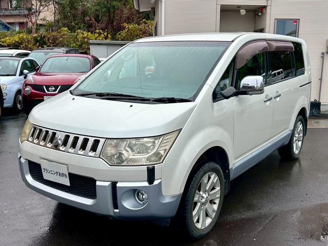 デリカＤ：５ シャモニー　車検２年付　８人乗り　ナビ地デジＴＶ　サイド・フロント・バックカメラ　ＥＴＣ　スマートキー　両側電動スライドドア　クルーズコントロール　ＨＩＤヘッドライト　純正アルミホイール（27枚目）