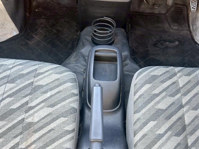 ハイゼットカーゴ スペシャル　ハイルーフ　車検２年付　オートマ車　ＵＳＢ付ＣＤステレオ　エアコン付　両側スライドドア（9枚目）