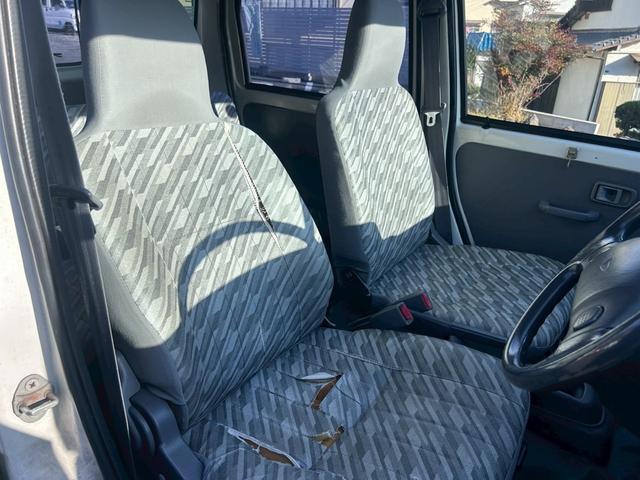 ハイゼットカーゴ スペシャル　ハイルーフ　車検２年付　オートマ車　ＵＳＢ付ＣＤステレオ　エアコン付　両側スライドドア（13枚目）