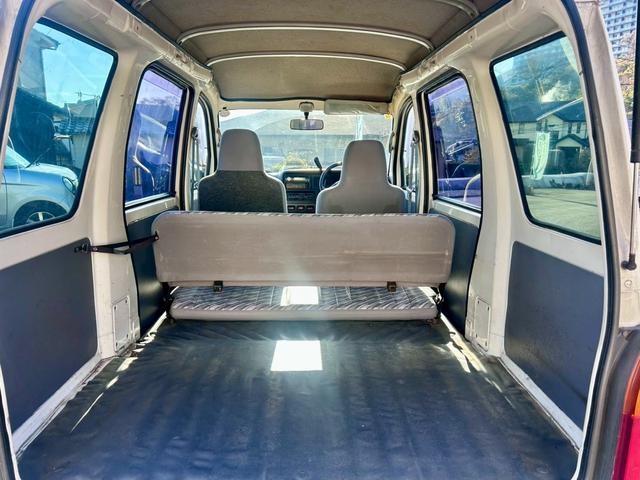ハイゼットカーゴ スペシャル　ハイルーフ　車検２年付　オートマ車　ＵＳＢ付ＣＤステレオ　エアコン付　両側スライドドア（15枚目）