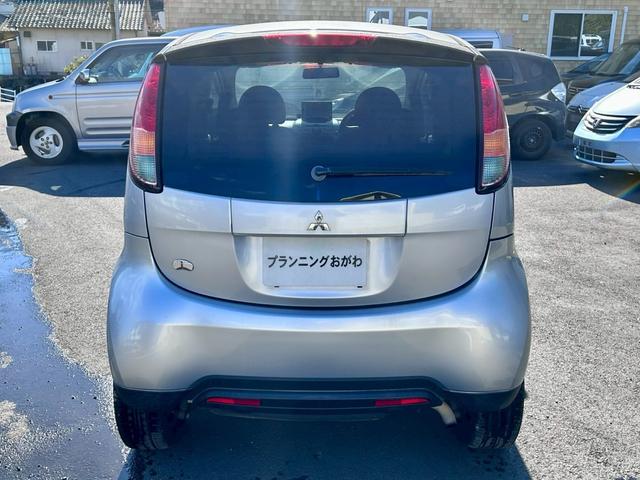 �ۏؕt���B�B�Ώۉӏ��̓G���W���Ȃǎ�v���ʂɌ���܂��B����ȊO�̍��ڂ́A�X�^�b�t�ɂ��m�F�������B���ۏؗ����́A�ԗ��{�̉��i�Ɋ܂܂�Ă��܂��B