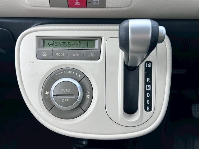 ミラココア ココアＸ　車検２年付　禁煙車　タイミングチェーン　ナビ地デジＴＶ　ＥＴＣ　スマートキー　電動格納ドアミラー　オートエアコン　ベンチシート（9枚目）