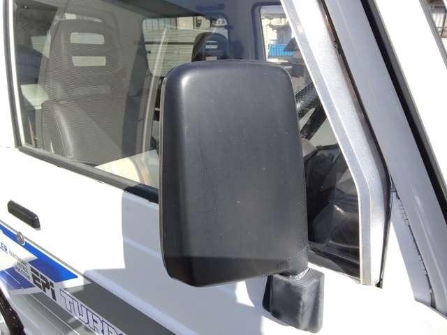 ジムニー インタークーラーターボ　４ＷＤ　パノラミックルーフ　車検２年付　５速ミッション　タイミングベルト・ウォーターポンプ交換　純正ボディサイドステッカー製作貼付（18枚目）