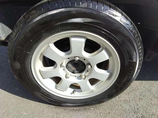 ジムニー インタークーラーターボ　４ＷＤ　パノラミックルーフ　車検２年付　５速ミッション　タイミングベルト・ウォーターポンプ交換　純正ボディサイドステッカー製作貼付（23枚目）