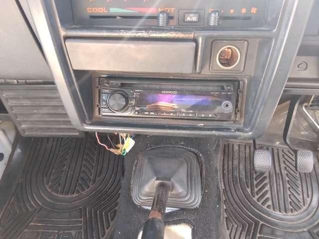 ジムニー インタークーラーターボ　４ＷＤ　パノラミックルーフ　車検２年付　５速ミッション　タイミングベルト・ウォーターポンプ交換　純正ボディサイドステッカー製作貼付（28枚目）