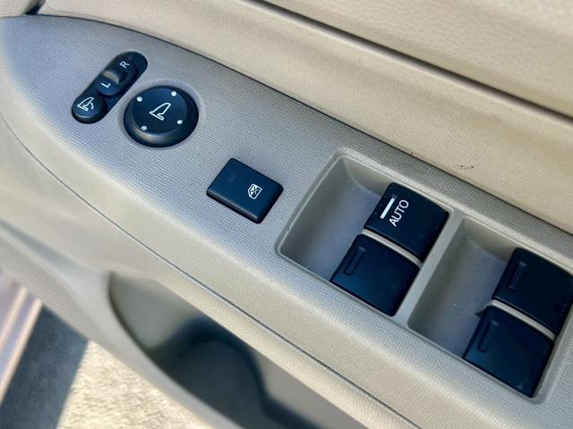 Ｎ－ＷＧＮ Ｇ・Ａパッケージ　禁煙車　車検２年付　衝突軽減ブレーキ　ナビ地デジＴＶ　バックカメラ　Ｂｌｕｅｔｏｏｔｈ　革調シートカバー　スマートキー　プッシュスターター　ＨＩＤヘッドライト　社外アルミホイール（11枚目）