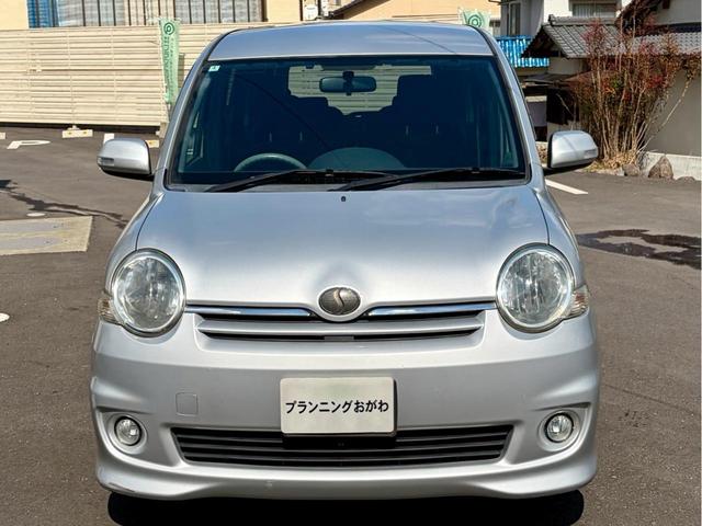 シエンタ Ｘ　Ｓエディション　禁煙車　車検令和９年４月　ナビ地デジＴＶ　バックカメラ　ＥＴＣ　キーレスエントリー　両側スライドドア　７人乗り　純正エアロ（19枚目）