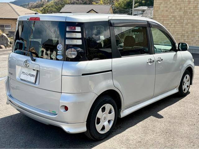 シエンタ Ｘ　Ｓエディション　禁煙車　車検令和９年４月　ナビ地デジＴＶ　バックカメラ　ＥＴＣ　キーレスエントリー　両側スライドドア　７人乗り　純正エアロ（22枚目）