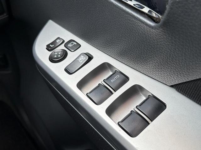 ワゴンＲ リミテッド　車検２年付　禁煙車　ナビ地デジＴＶ　バックカメラ　ＥＴＣ　スマートキー　プッシュスターター　ＨＩＤヘッドライト　純正アルミホイール（9枚目）