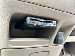 保証期間は納車後３ヵ月または走行距離３，０００ｋｍのどちらか早い方まで。対象箇所はエンジンなど主要部位に限ります。それ以外の項目は、スタッフにご確認下さい。＊保証料金は、車両本体価格に含まれています。 7