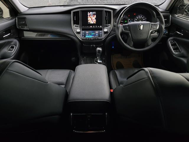 クラウンハイブリッド アスリートG 黒本革 ウッドコンビステアリング スパッタリング18インチ LEDフォグ 前後ドラレコ 全周囲モニター Bluetooth USB シートメモリー シートエアコン イージークローザー TVキャンセラー(7枚目)