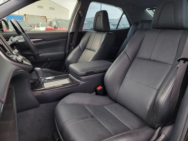 クラウンハイブリッド アスリートG 黒本革 ウッドコンビステアリング スパッタリング18インチ LEDフォグ 前後ドラレコ 全周囲モニター Bluetooth USB シートメモリー シートエアコン イージークローザー TVキャンセラー(9枚目)