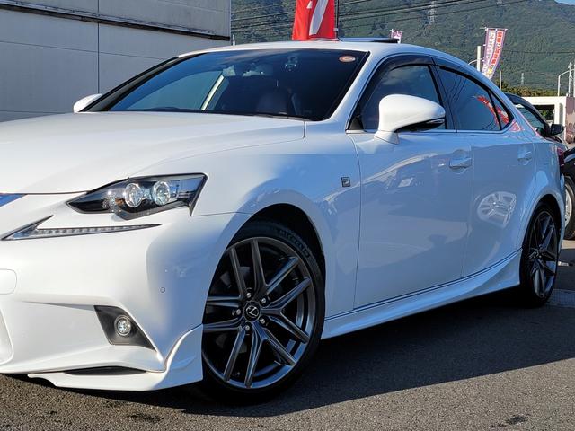 ＩＳ ＩＳ３００ｈ　Ｆスポーツ　ＴＲＤエアロ　マフラー　本革　サンルーフ　ＬＥＤライト＆フォグ　専用１８インチＡＷ　３６０度ドラレコ　Ｂｌｕｅｔｏｏｔｈ　ＵＳＢ　ＴＶキット　シートＡＣ　シートメモリー　クルコン　パドルシフト（15枚目）