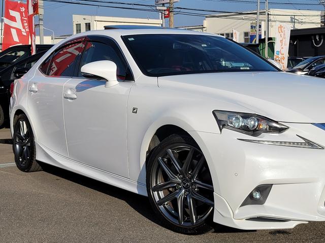 ＩＳ ＩＳ３００ｈ　Ｆスポーツ　ＴＲＤエアロ　マフラー　本革　サンルーフ　ＬＥＤライト＆フォグ　専用１８インチＡＷ　３６０度ドラレコ　Ｂｌｕｅｔｏｏｔｈ　ＵＳＢ　ＴＶキット　シートＡＣ　シートメモリー　クルコン　パドルシフト（17枚目）