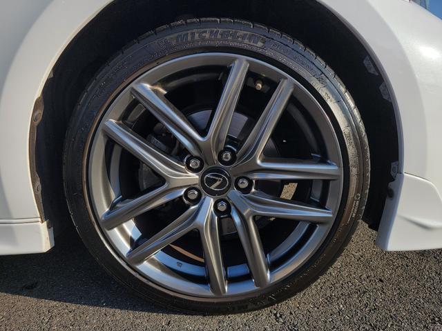 ＩＳ ＩＳ３００ｈ　Ｆスポーツ　ＴＲＤエアロ　マフラー　本革　サンルーフ　ＬＥＤライト＆フォグ　専用１８インチＡＷ　３６０度ドラレコ　Ｂｌｕｅｔｏｏｔｈ　ＵＳＢ　ＴＶキット　シートＡＣ　シートメモリー　クルコン　パドルシフト（22枚目）