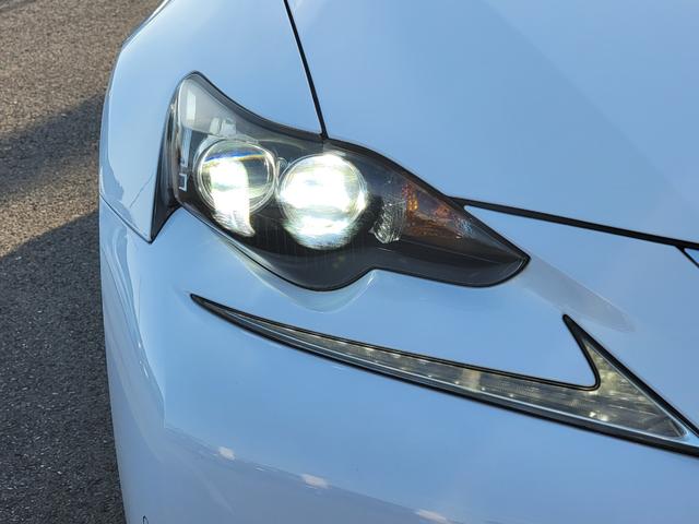 ＩＳ ＩＳ３００ｈ　Ｆスポーツ　ＴＲＤエアロ　マフラー　本革　サンルーフ　ＬＥＤライト＆フォグ　専用１８インチＡＷ　３６０度ドラレコ　Ｂｌｕｅｔｏｏｔｈ　ＵＳＢ　ＴＶキット　シートＡＣ　シートメモリー　クルコン　パドルシフト（61枚目）