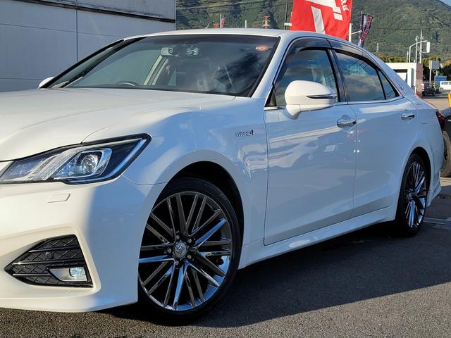 クラウンハイブリッド アスリートG 後期モデル 黒本革 スパッタリング18インチAW LEDライト&フォグ Bluetooth USB TVキット 電動サンシェード イージークローザー ドラレコ 衝突軽減 レーダークルーズ BSM(16枚目)