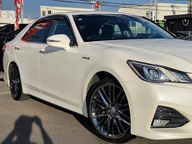 クラウンハイブリッド アスリートG 後期モデル 黒本革 スパッタリング18インチAW LEDライト&フォグ Bluetooth USB TVキット 電動サンシェード イージークローザー ドラレコ 衝突軽減 レーダークルーズ BSM(18枚目)