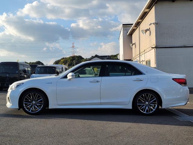 クラウンハイブリッド アスリートG 後期モデル 黒本革 スパッタリング18インチAW LEDライト&フォグ Bluetooth USB TVキット 電動サンシェード イージークローザー ドラレコ 衝突軽減 レーダークルーズ BSM(24枚目)