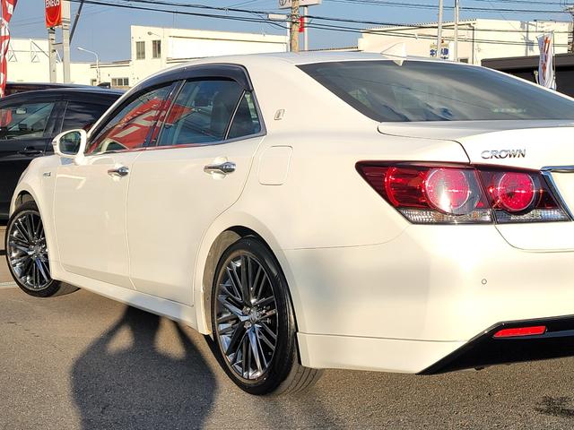 クラウンハイブリッド アスリートG 後期モデル 黒本革 スパッタリング18インチAW LEDライト&フォグ Bluetooth USB TVキット 電動サンシェード イージークローザー ドラレコ 衝突軽減 レーダークルーズ BSM(30枚目)