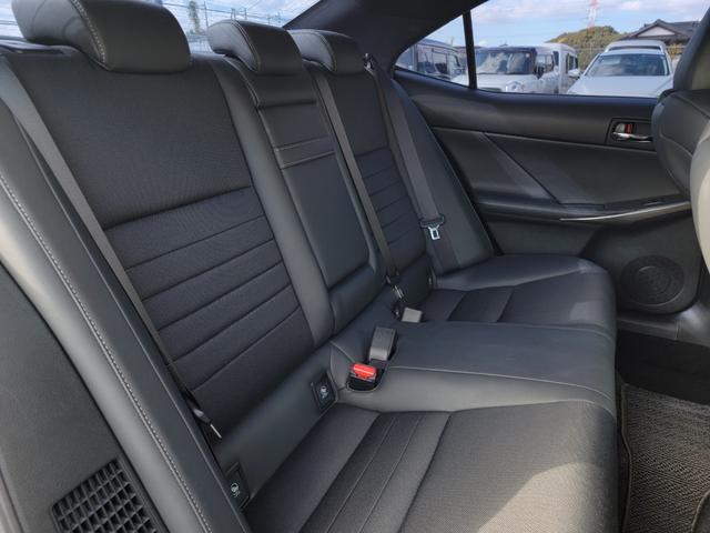 IS IS300h Fスポーツ サンルーフ 専用ブラックレザー 専用18インチAW LEDライト パドルシフト 純正ナビ Bカメラ Bluetooth USB ETC クルーズコントロール クリアランスソナー カードキー(52枚目)