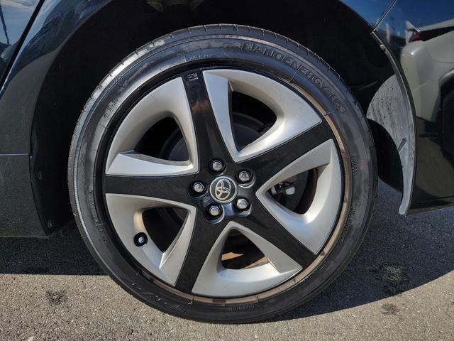 プリウス Sツーリングセレクション 後期モデル メモリーナビ Bカメラ Bluetooth ドラレコ ETC シートヒーター LEDライト&フォグ トヨタセーフティセンス 衝突軽減ブレーキ 車線逸脱制御 オートマチックHB クルコン(26枚目)