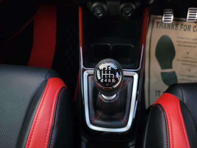 スイフトスポーツ ベースグレード　全方位モニター　Ｂｌｕｅｔｏｏｔｈ　ＵＳＢ　ＡｐｐｌｅＣａｒＰｌａｙ　ＡｎｄｒｏｉｄＡｕｔｏ　ＥＴＣ　シートヒーター　ＬＥＤライト　レーダークルーズ　衝突軽減ブレーキ　車線逸脱制御　Ｐセンサー　ＢＳＭ（36枚目）