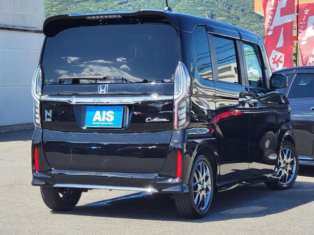 Ｎ－ＢＯＸカスタム Ｌターボ　８インチナビ　ＡｐｐｌｅＣａｒＰｌａｙ　前後ドラレコ　Ｂｌｕｅｔｏｏｔｈ　ＵＳＢ　Ｂカメラ　ハーフレザー　シートヒーター　両側Ｐスライド　ホンダセンシング　ＬＥＤライト＆フォグ　モデューロＡＷ（7枚目）
