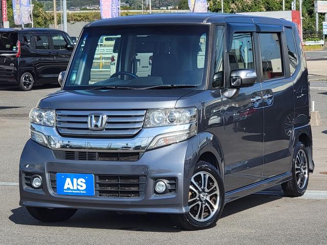 Ｎ－ＢＯＸカスタム Ｇ　ＳＳパッケージ　両側パワースライド　純正ナビ　Ｂカメラ　Ｂｌｕｅｔｏｏｔｈ　ＵＳＢ　スマートキー　ステアリングリモコン　ディスチャージライト　プライバシーガラス　１４インチアルミ　横滑り制御機能（14枚目）