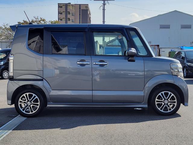 Ｎ－ＢＯＸカスタム Ｇ　ＳＳパッケージ　両側パワースライド　純正ナビ　Ｂカメラ　Ｂｌｕｅｔｏｏｔｈ　ＵＳＢ　スマートキー　ステアリングリモコン　ディスチャージライト　プライバシーガラス　１４インチアルミ　横滑り制御機能（21枚目）