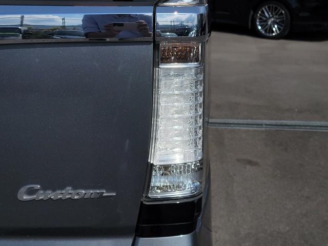 Ｎ－ＢＯＸカスタム Ｇ　ＳＳパッケージ　両側パワースライド　純正ナビ　Ｂカメラ　Ｂｌｕｅｔｏｏｔｈ　ＵＳＢ　スマートキー　ステアリングリモコン　ディスチャージライト　プライバシーガラス　１４インチアルミ　横滑り制御機能（50枚目）